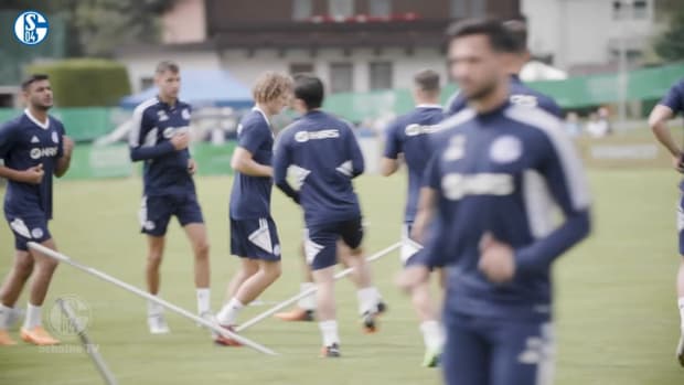 Alex Kral's first training at Schalke 04